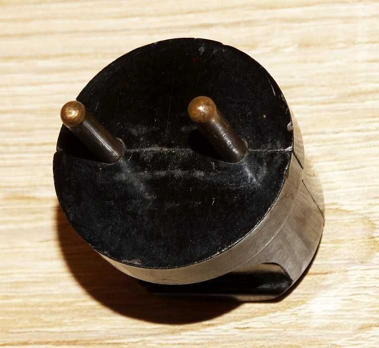 Wtyk wtyczka sieciowa bakelitowa RWT A-4, 6 A / 250 V RETRO PRL