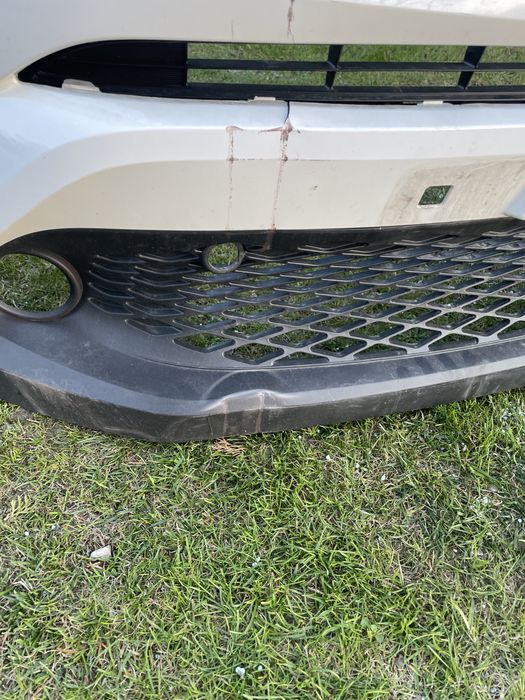 Zderzak przedni Toyota CHR 2017