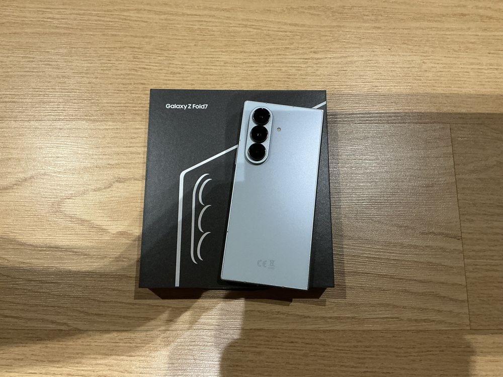 Samsung Galaxy Fold 7  512Gb cor  Mint igual a novo com fatura .
