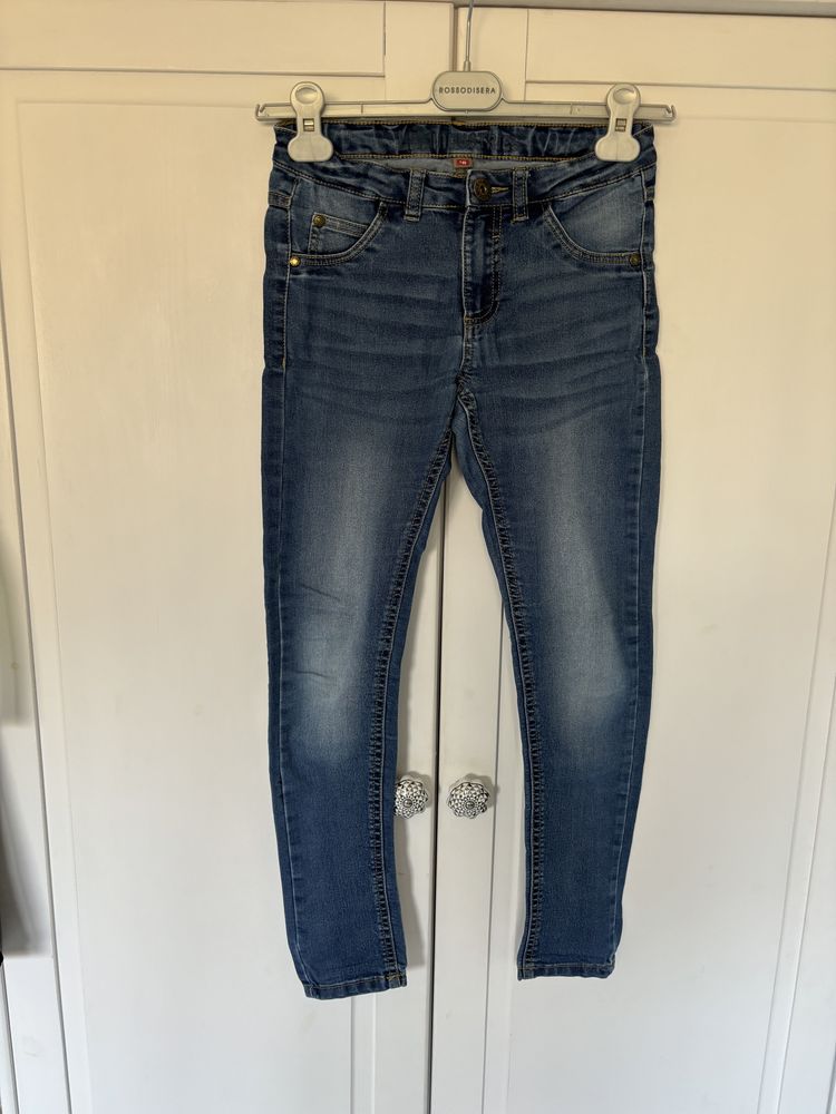 Kappahl spodnie jeansy jeans rurki skinny vintage przecierane 140