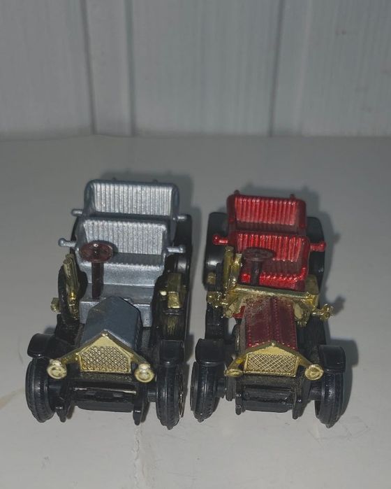 Carrinhos miniatura