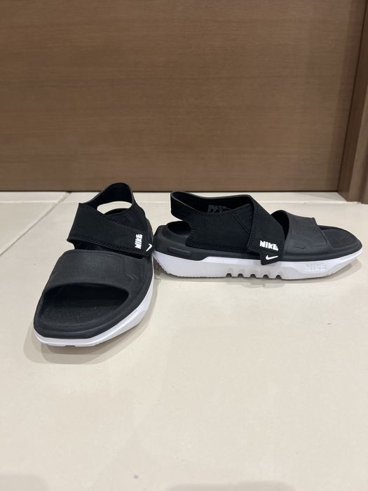 Сандалі 36 роміру(23см)Nike