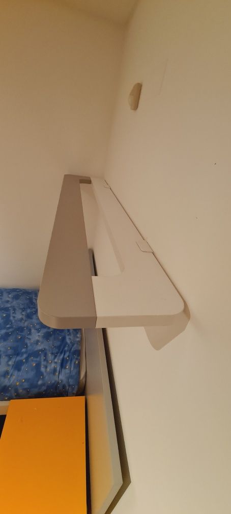Quarto para criança/adolescente