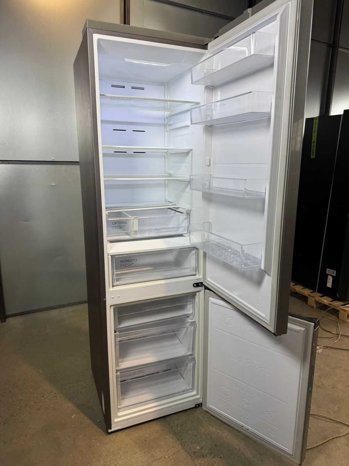 Lodówka dwudrzwiowa Samsung RB38C675DSA