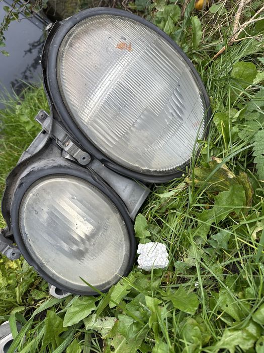 Lampa prawa lewa przednia mercedes clk 200