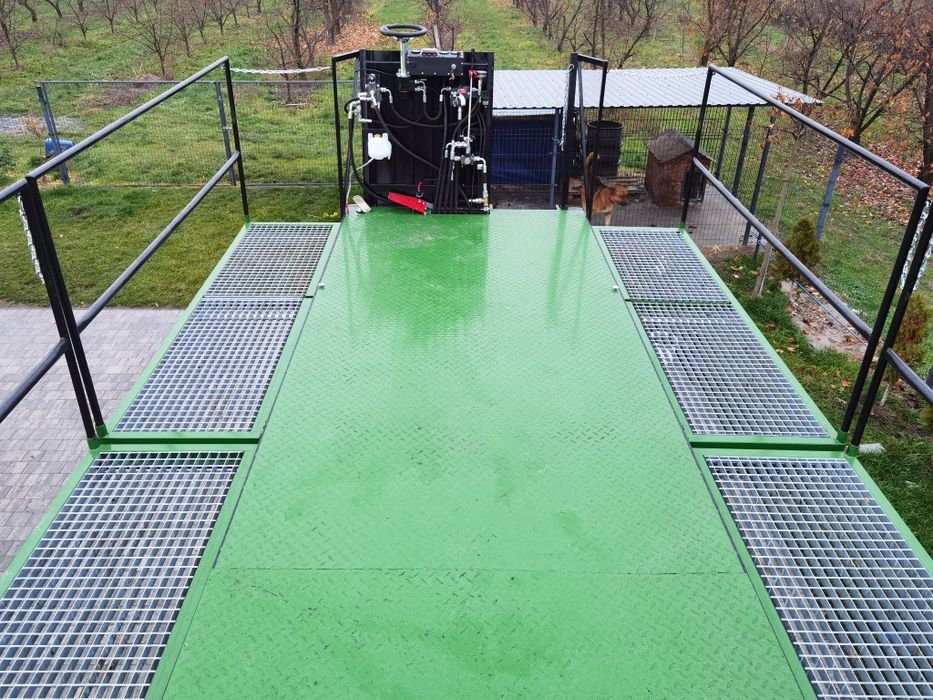 Platforma sadownicza samojezdna