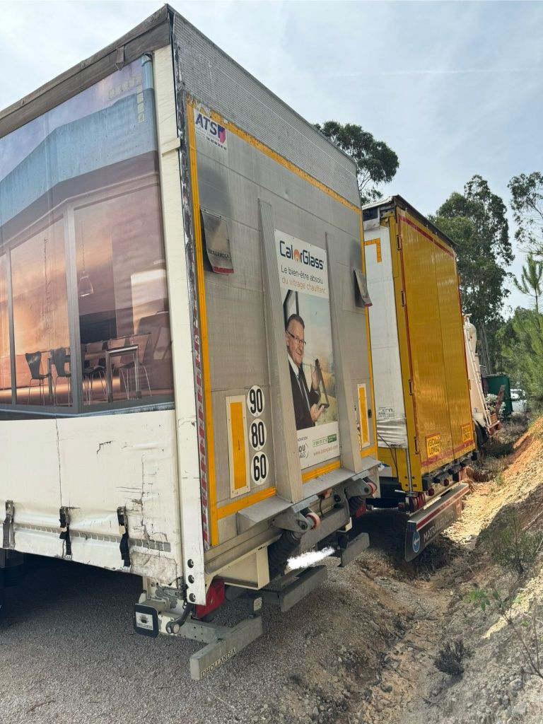 Semi-reboque Lecitrailer com plataforma