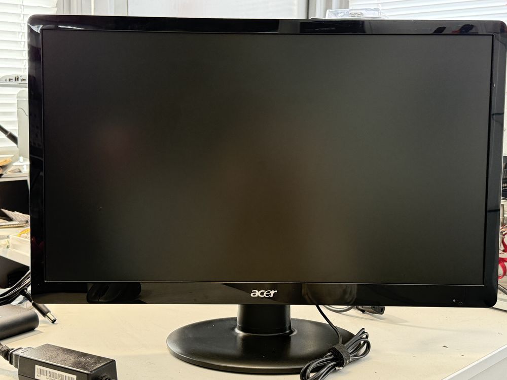 Монітор Acer s220hql