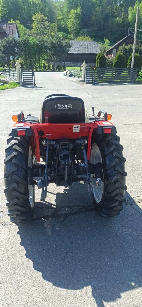 Traktorek japoński yanmar f-200