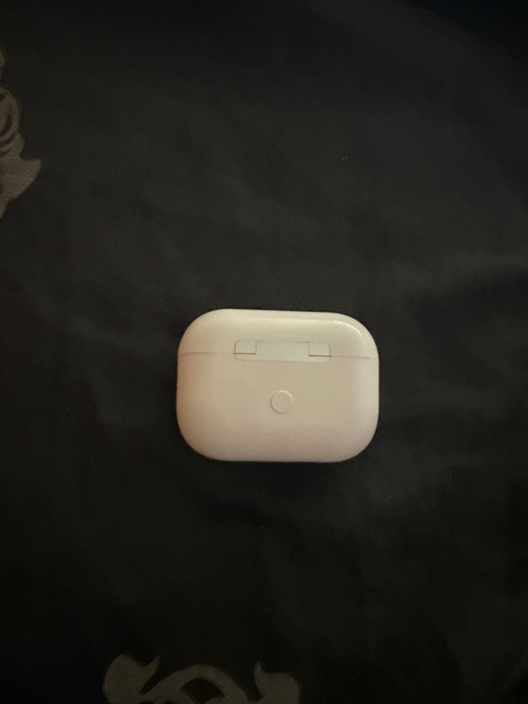 Airpods , vendo envio rapido e prefiro por mbay