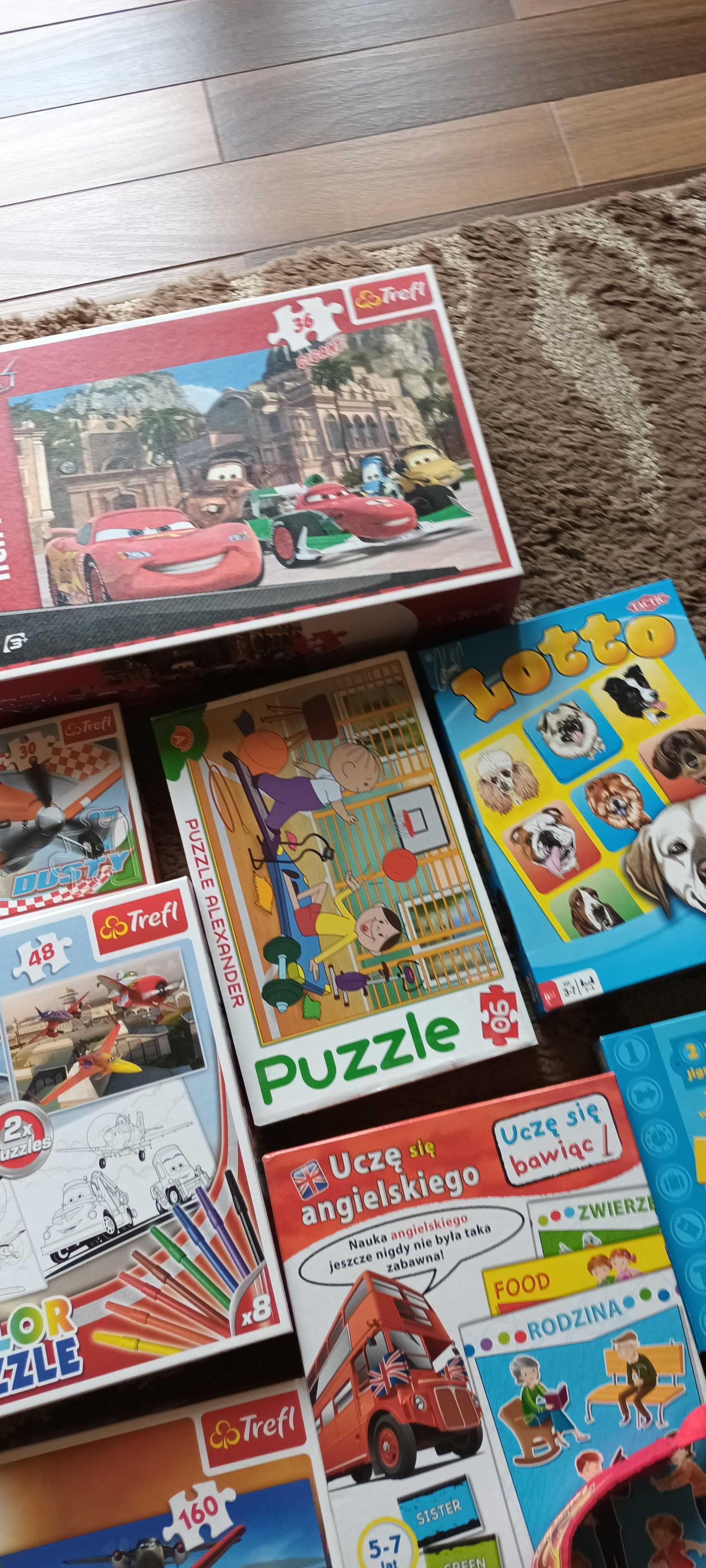 Puzzle zestaw dla dzieci 9 sztuk + 3 gry+ czapka z daszkiem  Auta