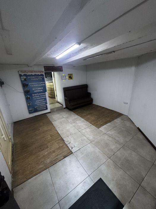 Продам два приміщення +діючий бізнес в центрі міста