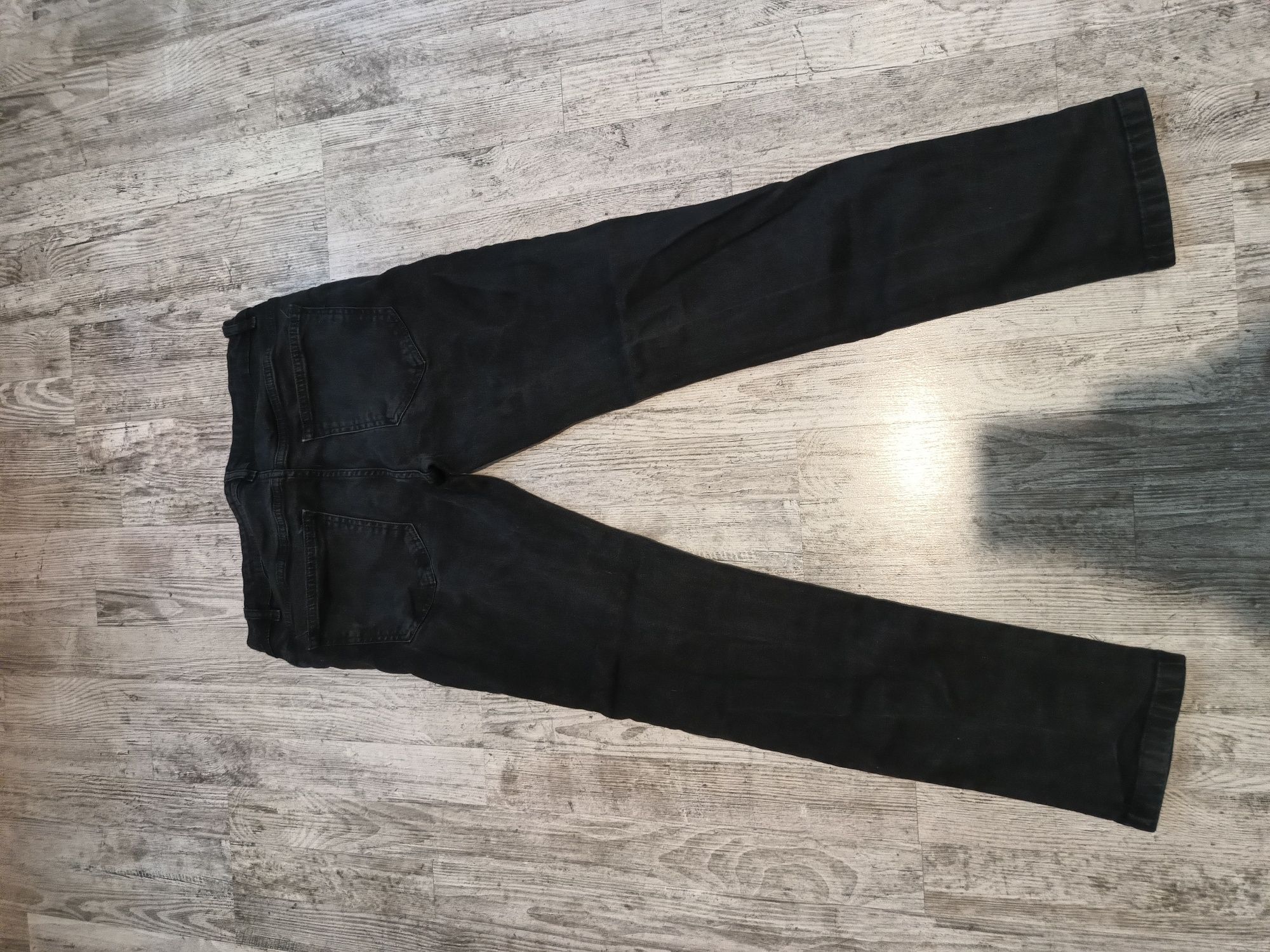 Spodnie Reserved Slim 30/32 czarne
