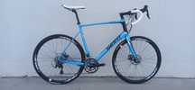GIANT DEFY 1 DISC,  SHIMANO 105(hamulce tarczowe), Rozmiar 58/XL