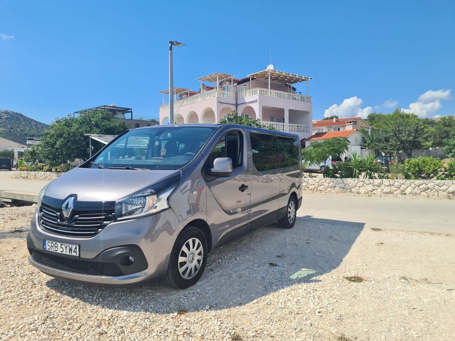 Wynajem busa 9 osobowego