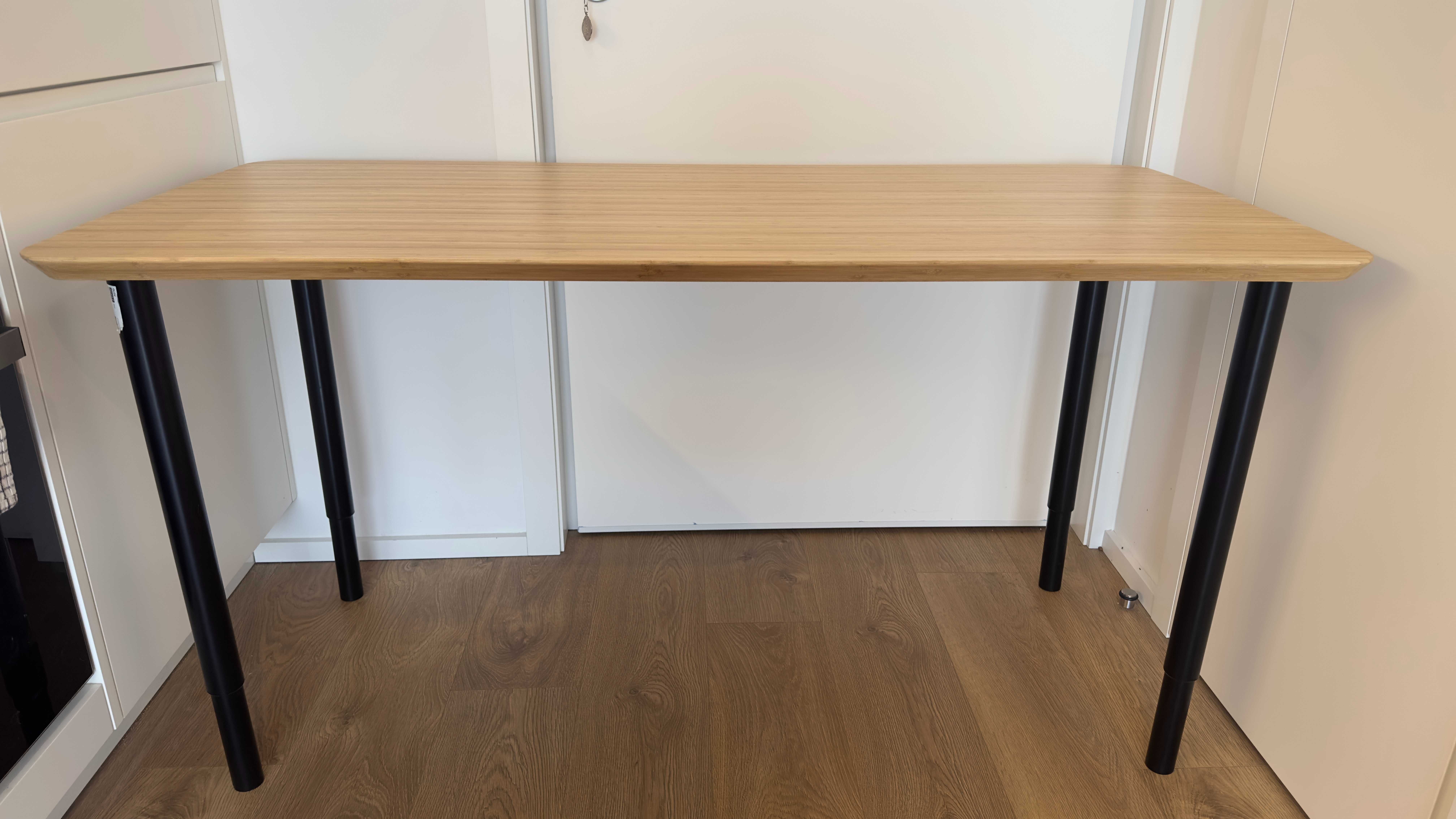 Mesa Bambu Anfaralle / Adils IKEA