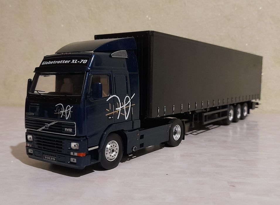 Eligor   1 / 4 3 .
