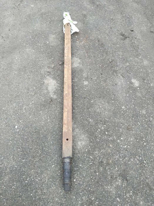 Вісь (ось) балка прицепа 2птс4