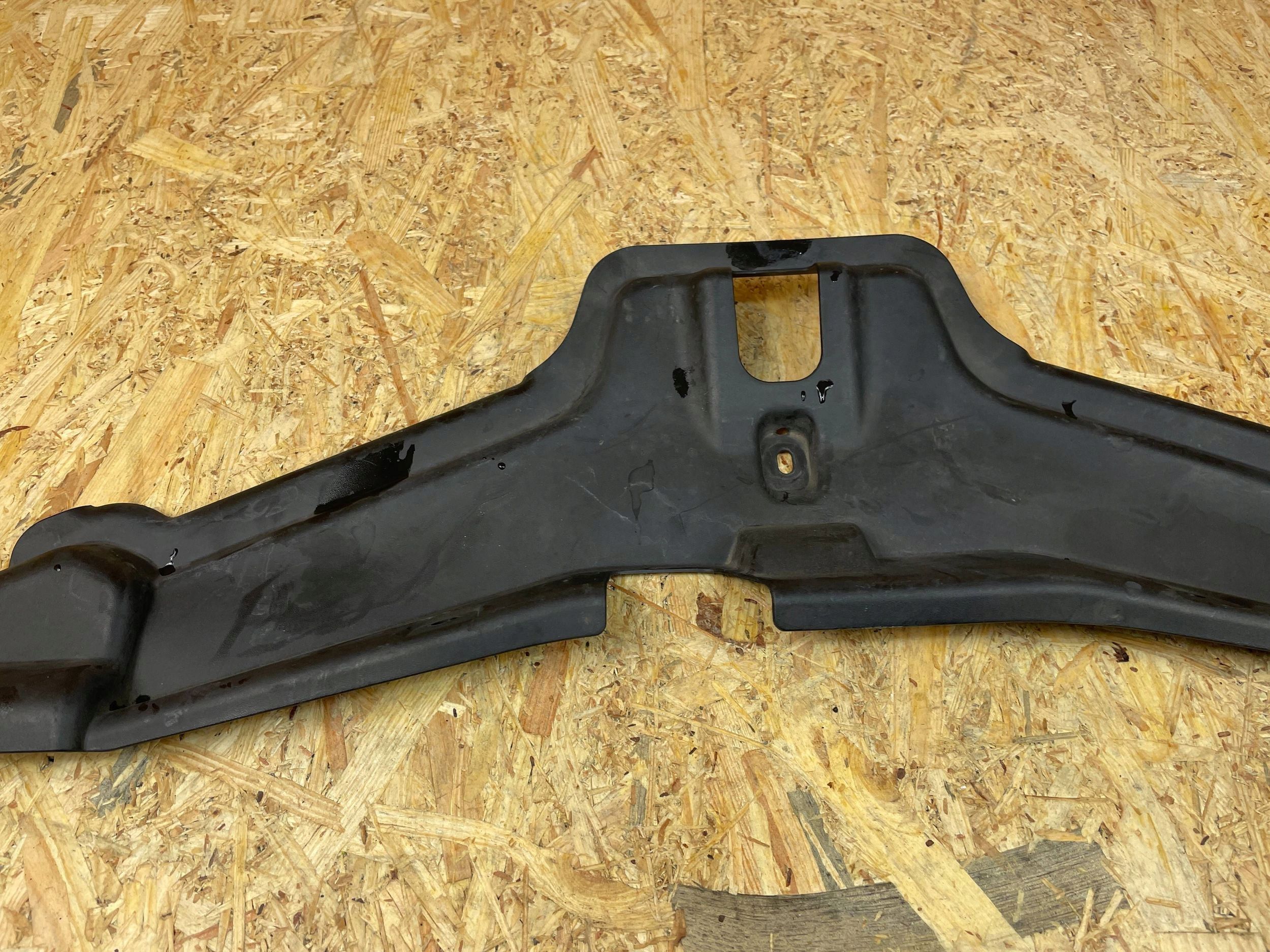 Osłona nakładka Pasa Przedniego Toyota Auris II 16594 0Y010 Lift…