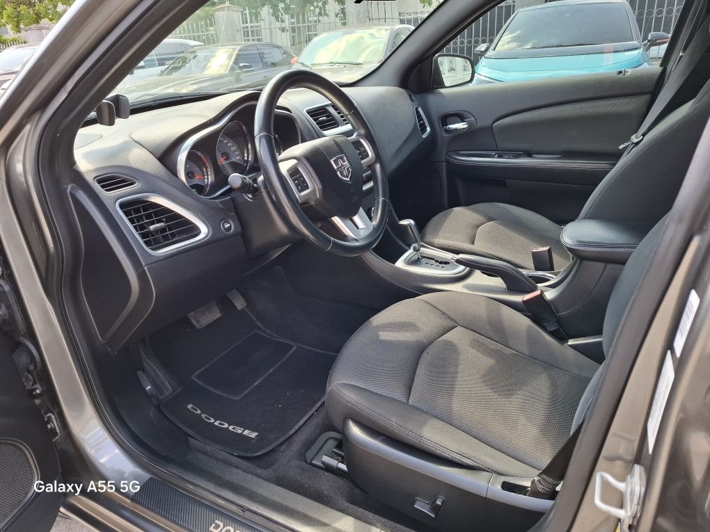 Dodge Avenger SXT 2013