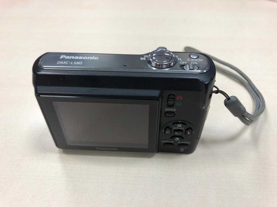 Máquina fotográfica Panasonic DMC-LS80 como nova não liga