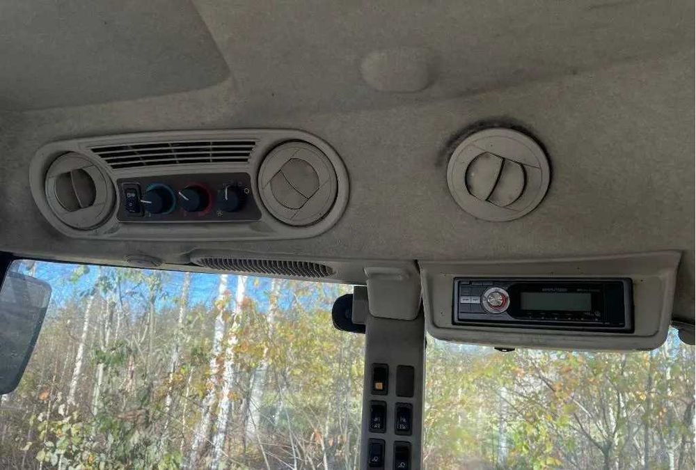 Trator John Deere 5720