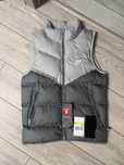желетка nike storm fit