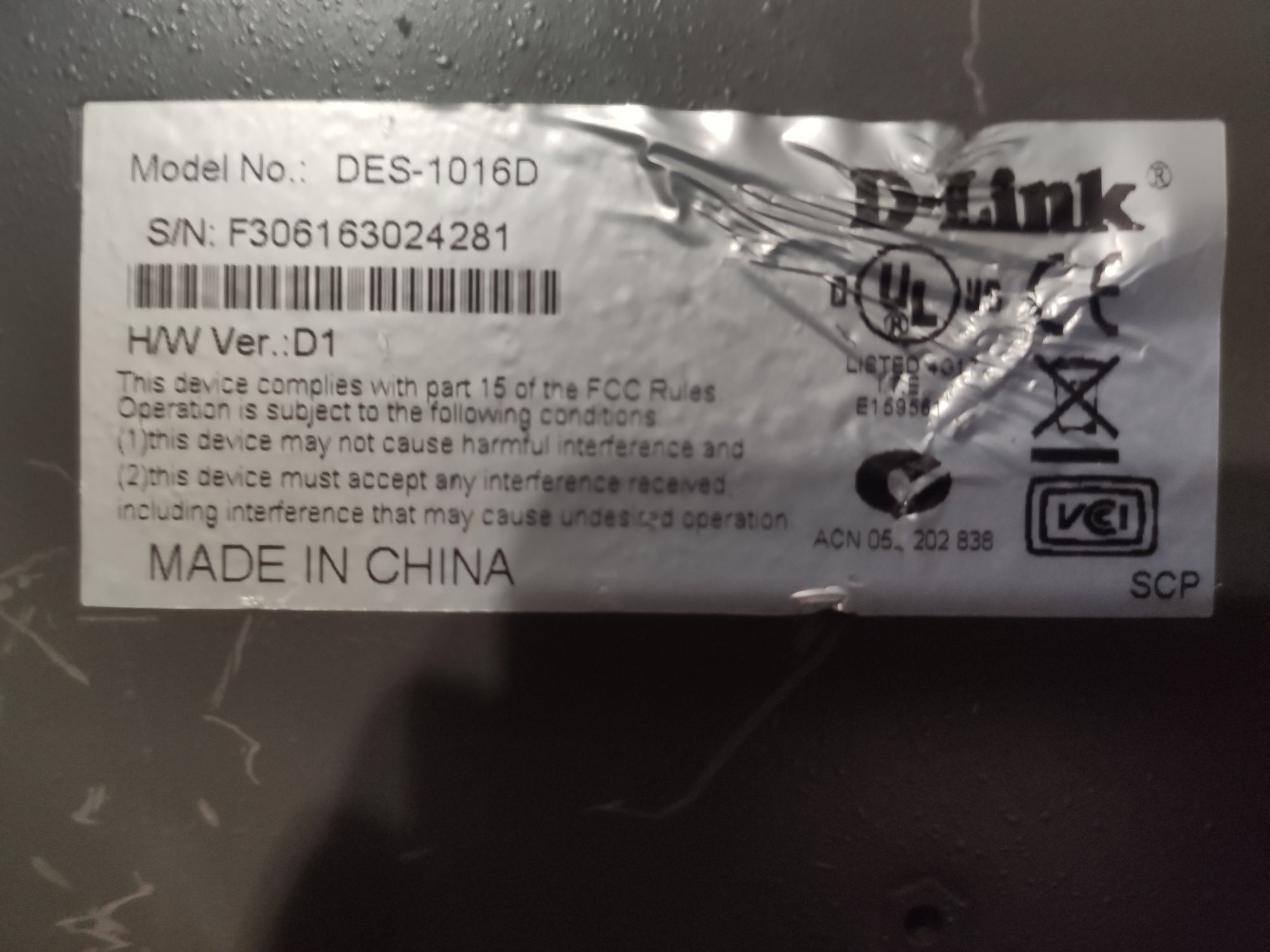 Маршрутизатор D-Link DES-1016D
