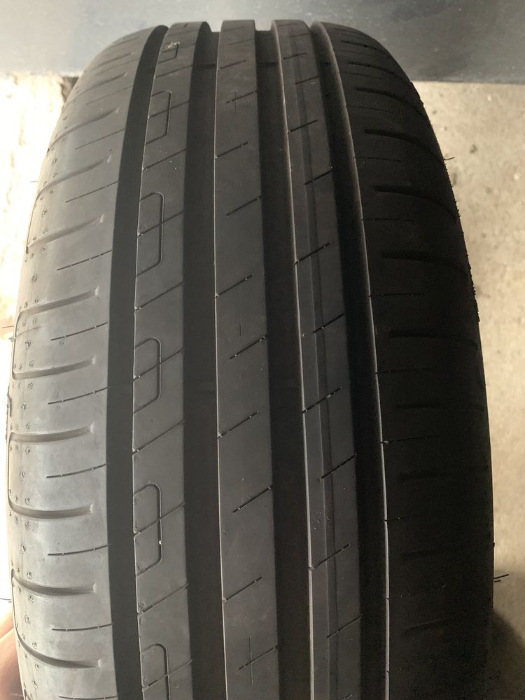 GoodYear 205/55R17 EFFICIENTGRIP  91V