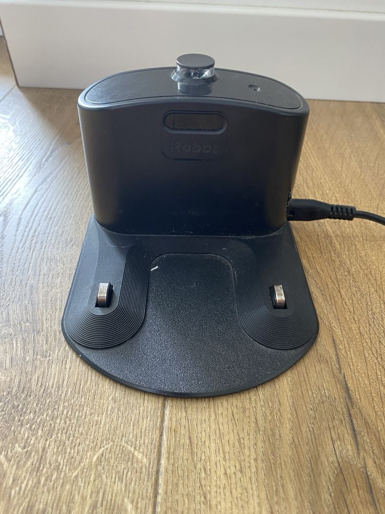 iRobot Roomba i3