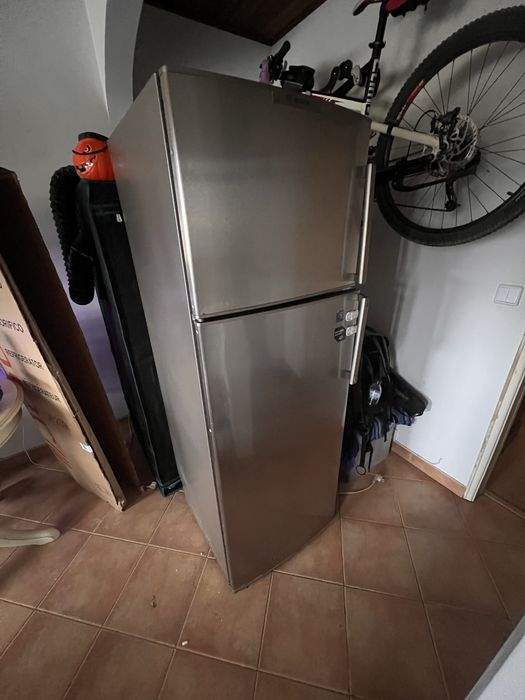 Frigorifico BOSCH 303L