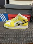 Оригінальні кросівки Nike Air Jordan 1 Mid SE GS» Floral Rose» 38(24см
