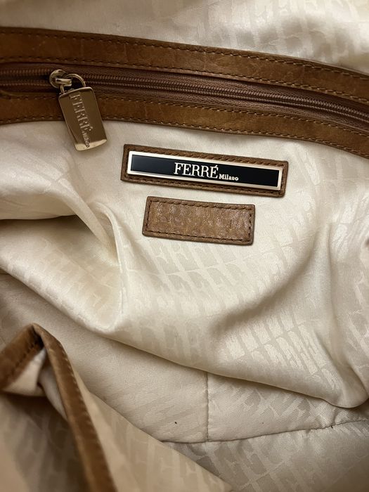 Сумка кожаная Ферре