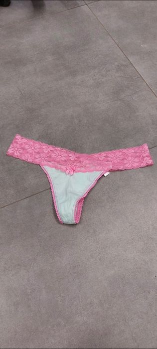 Stringi damskie wygodne