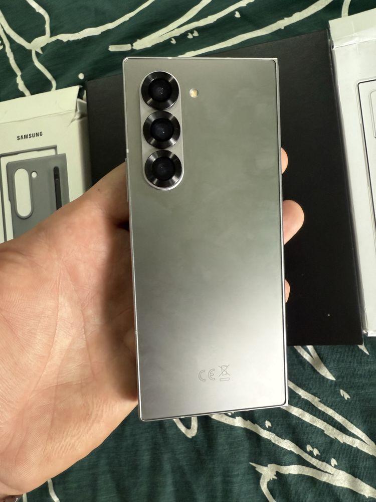 Samsung Z Fold6 12/256