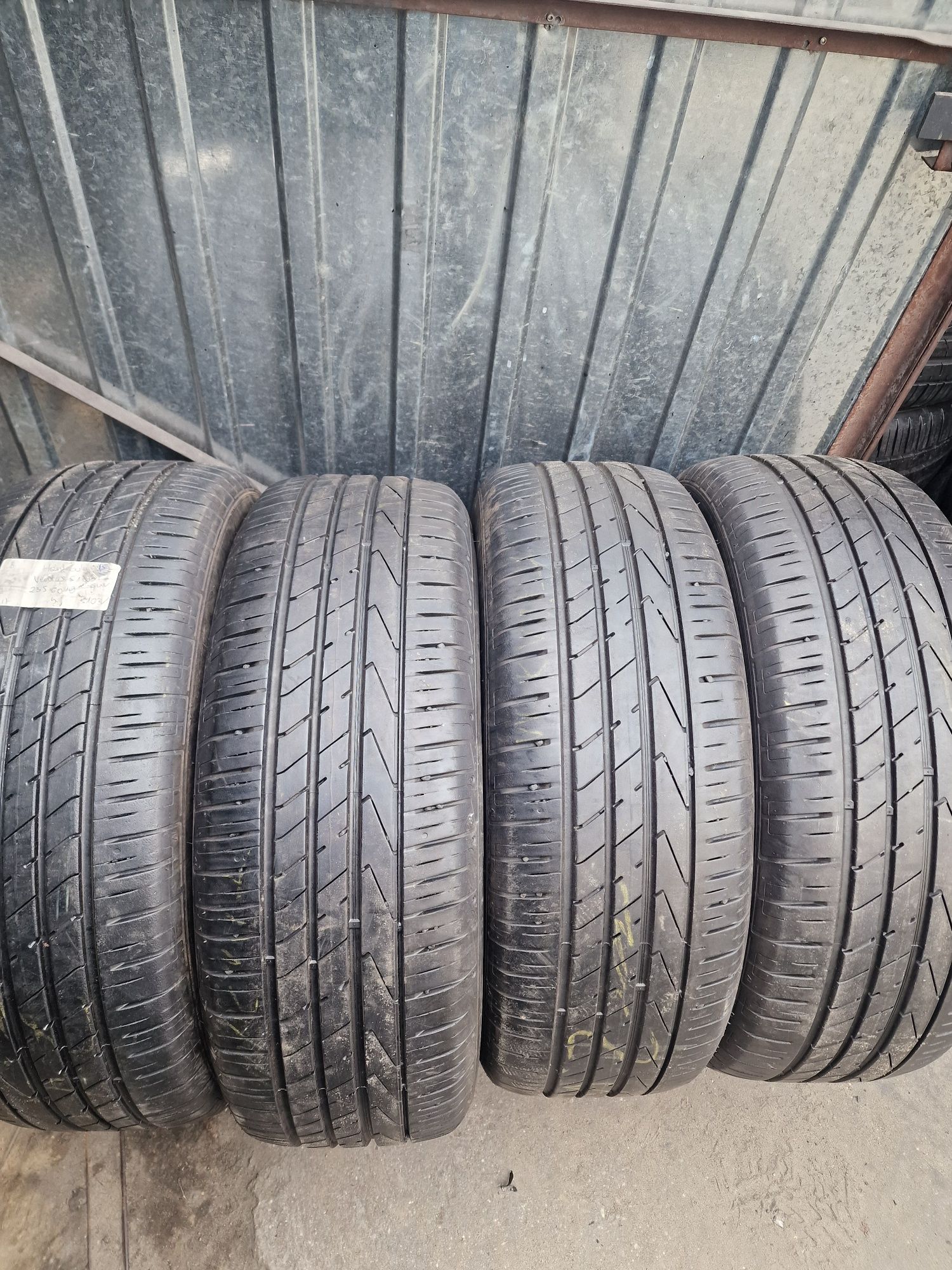 235/60/18 235/60R18 HANKOOK  2019 LATO