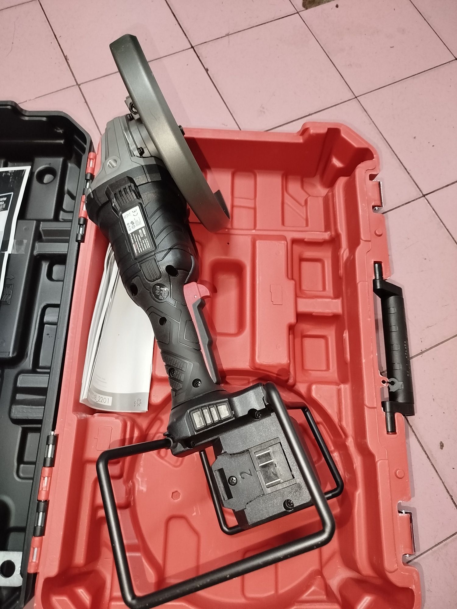 Rebarbadora NOVA grande bateria