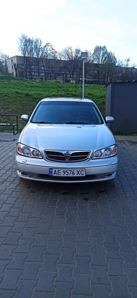 Продам Nissan Maxima A33 2.0л. 2001год