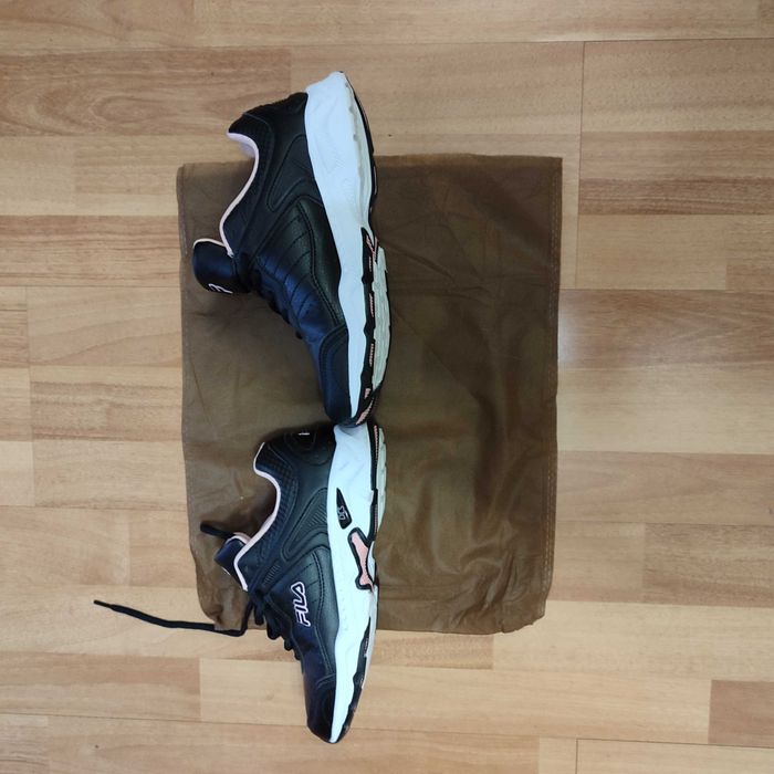 кроссовки Fila DLS новые.