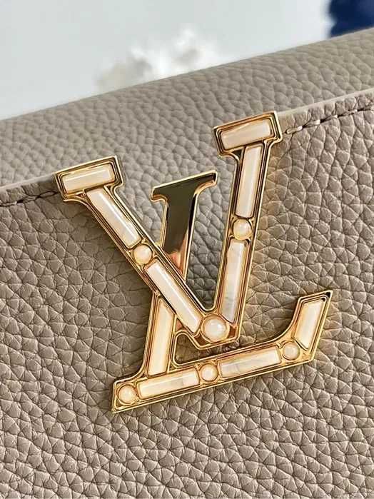 Toebka Louis Vuitton