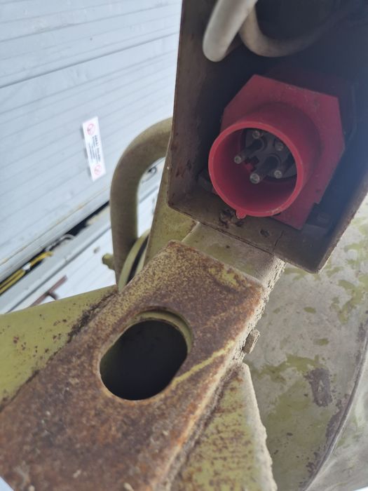 Betoniarka VEB 150l duża 380v na pasku z Niemiec