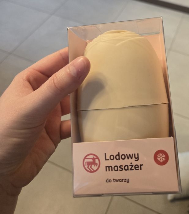 Lodowy masażer rossmann