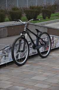 Dirt/Street ns bikes suburban