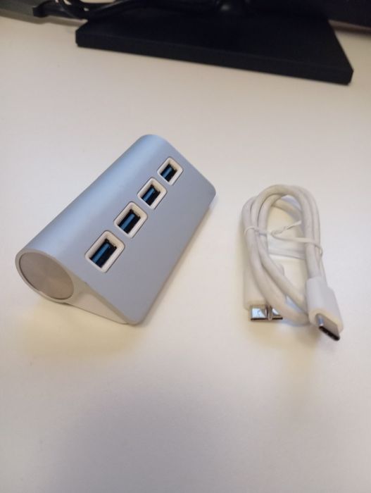 USB хаб на 4 порти USB 3.0, підключення Type C