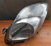 lampa lewa przód TOYOTA YARIS II LIFT FL 09-11  EUROPA