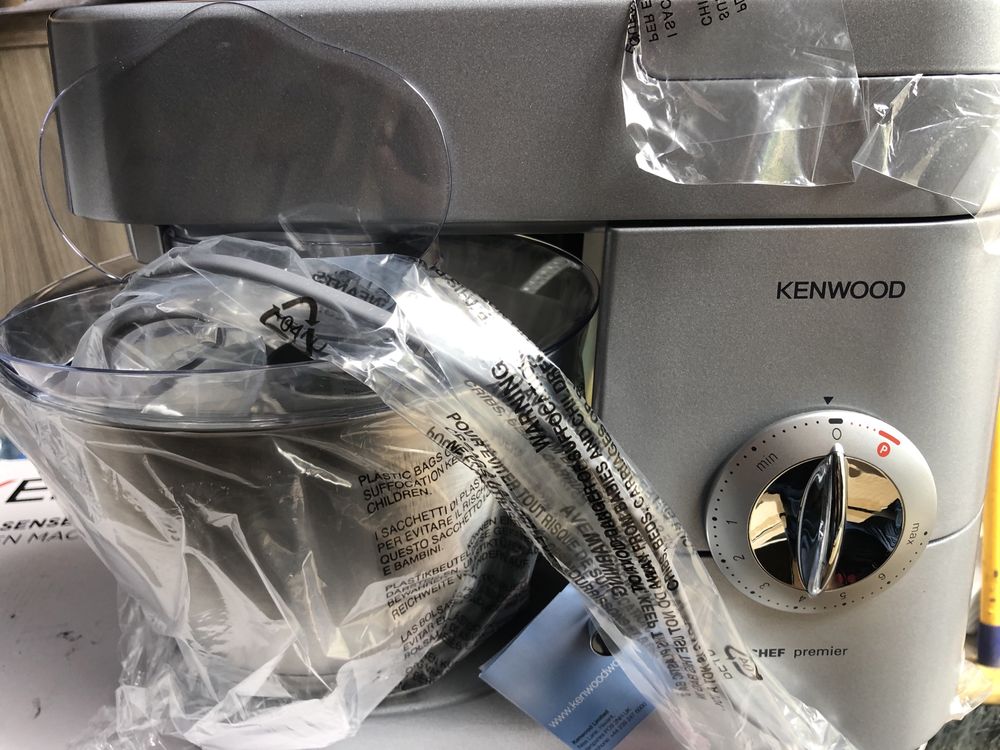 Кухонний   комбайн kenwood kmc570s