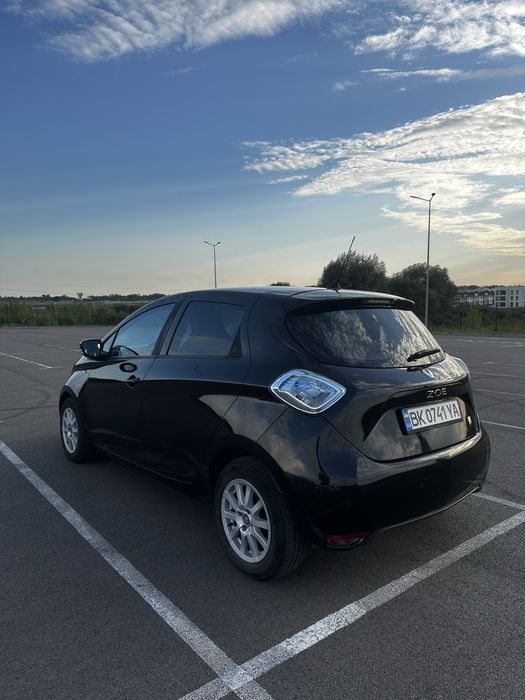 Продам Renault zoe