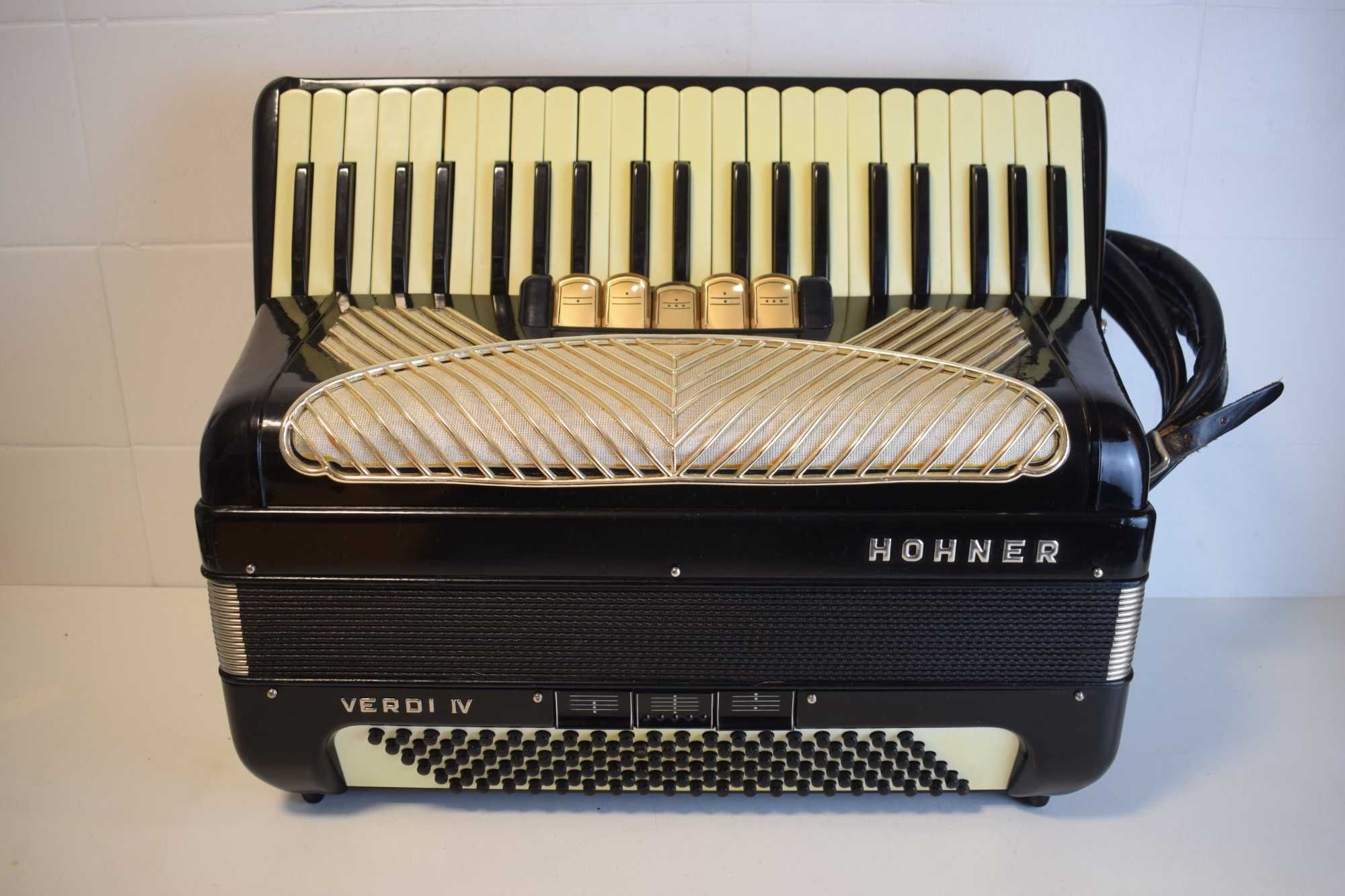 Acordeao hohner Verdi Iv 4 Voz, N .265