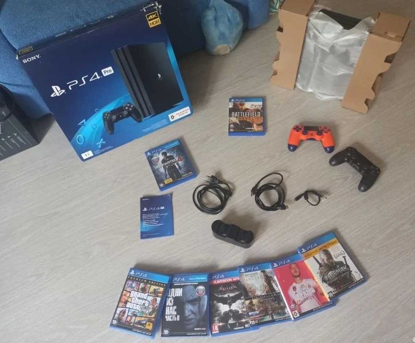 PS 4 Pro с дисками