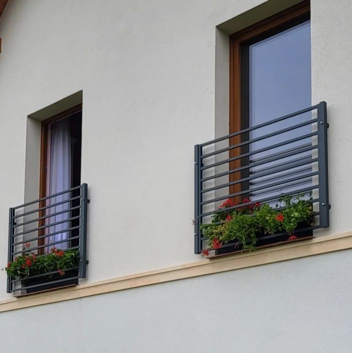 Balustrady stal nierdzewna aluminium szkło panelowe  balkon francuski